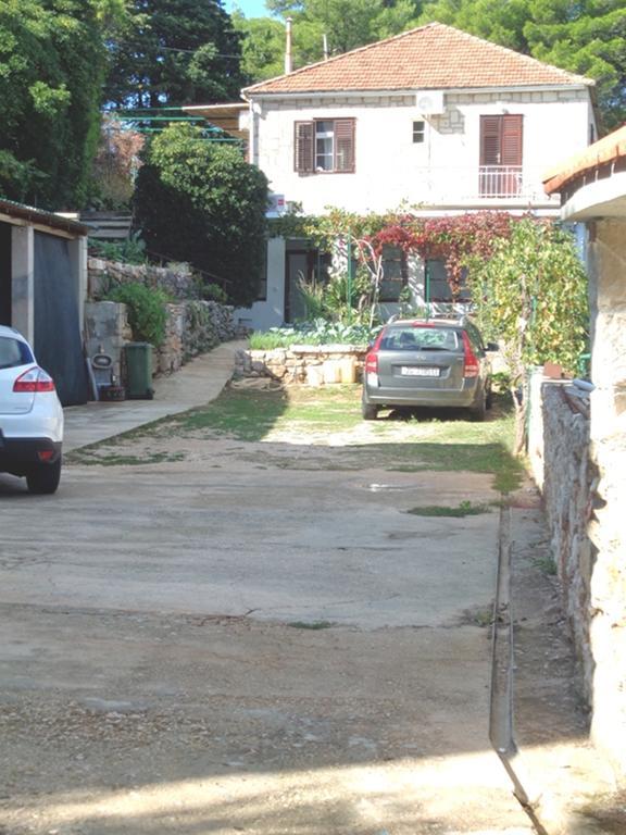Apartments Skrivaneli Jelsa  Kültér fotó