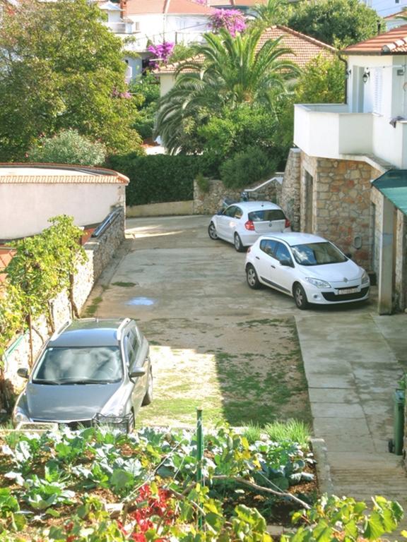 Apartments Skrivaneli Jelsa  Kültér fotó