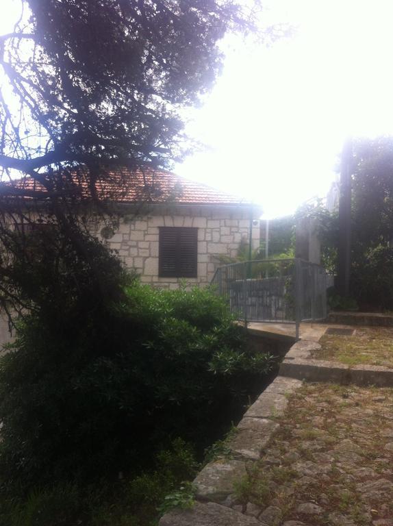 Apartments Skrivaneli Jelsa  Kültér fotó