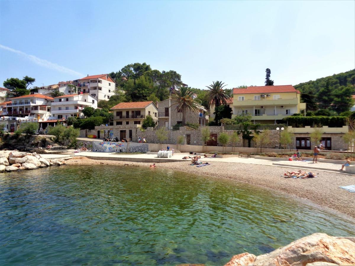 Apartments Skrivaneli Jelsa  Kültér fotó