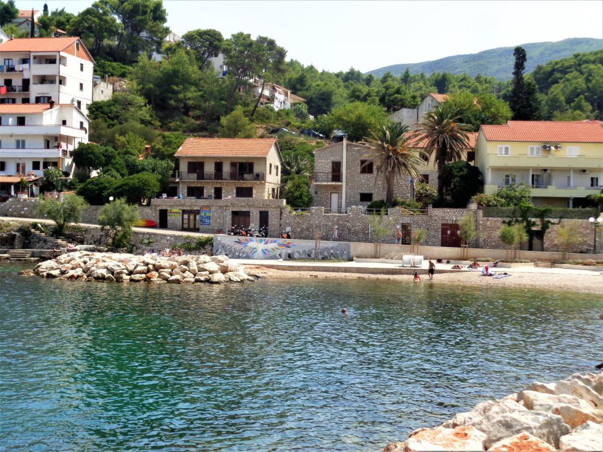 Apartments Skrivaneli Jelsa  Kültér fotó
