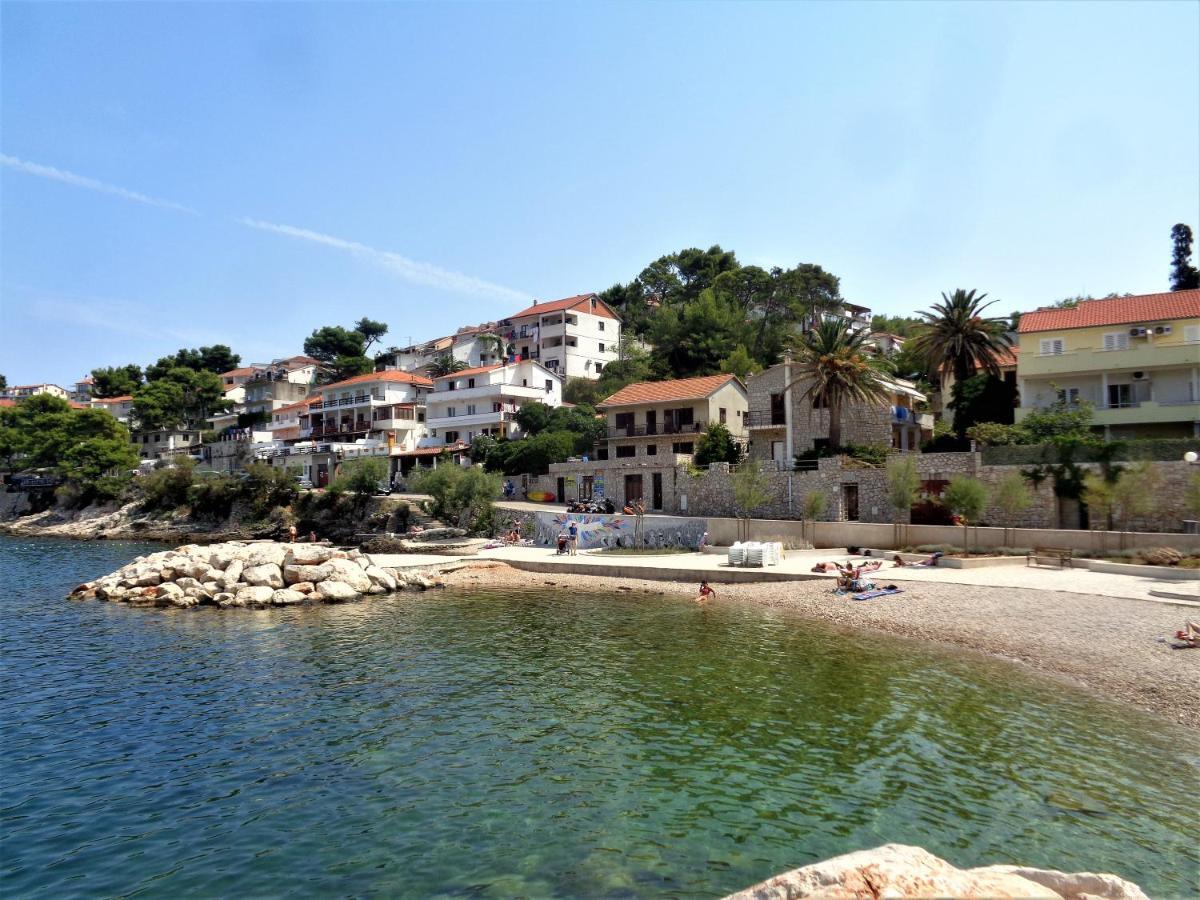 Apartments Skrivaneli Jelsa  Kültér fotó